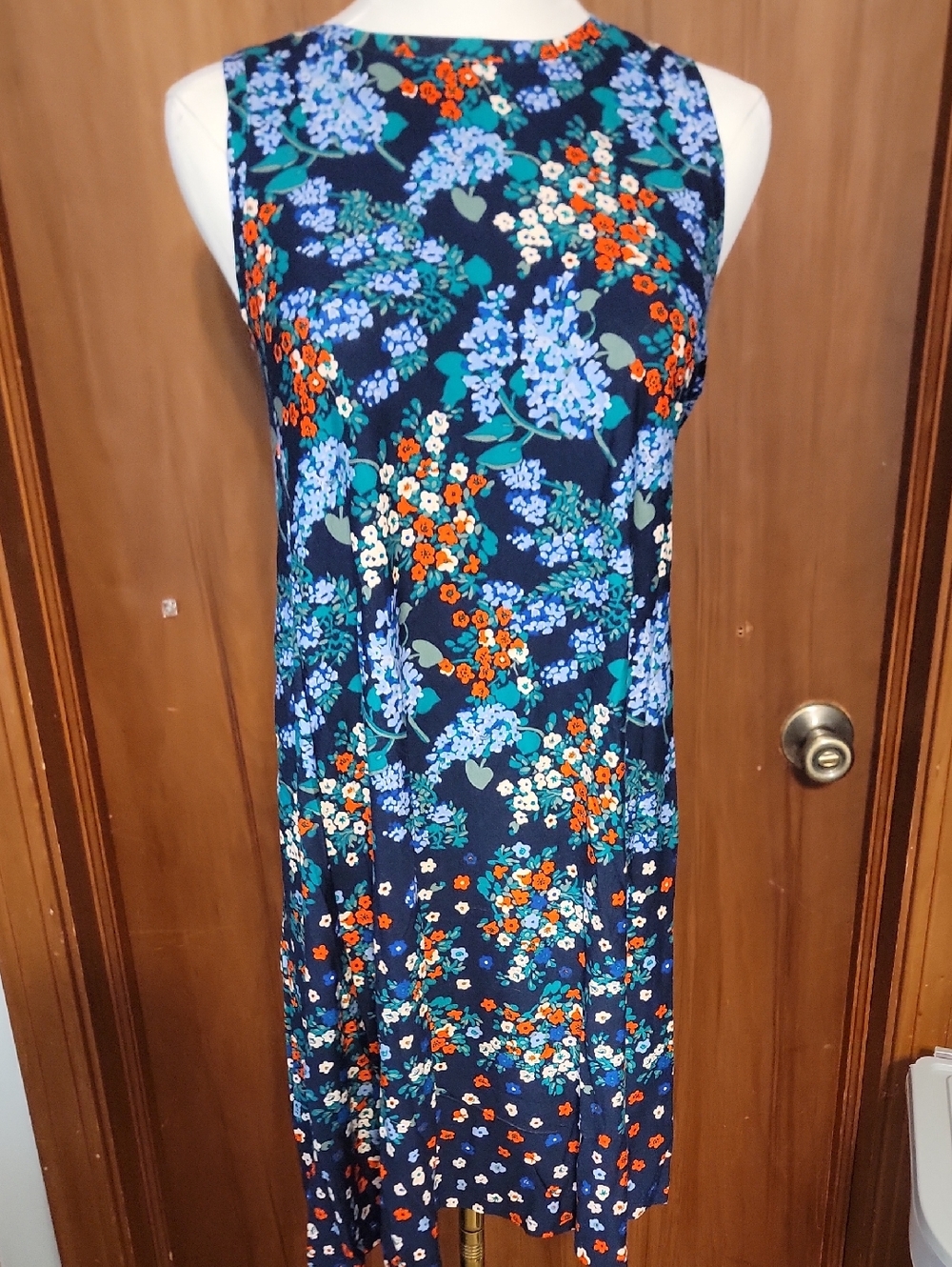 Navy Floral Sleeveless Midi Dress